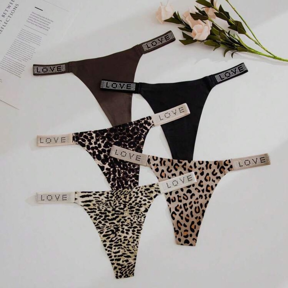 5packs Leopard Print Letter Tape Waist Sexy Thongs